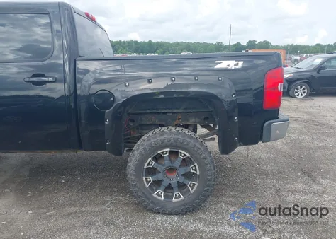 2011 Chevrolet Silverado 1500 Lt z USA, uszkodzony, nr VIN 3GCPKSE32BG218043